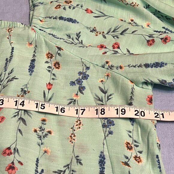 LC Lauren Conrad Floral Green Blouse - Picture 6 of 8